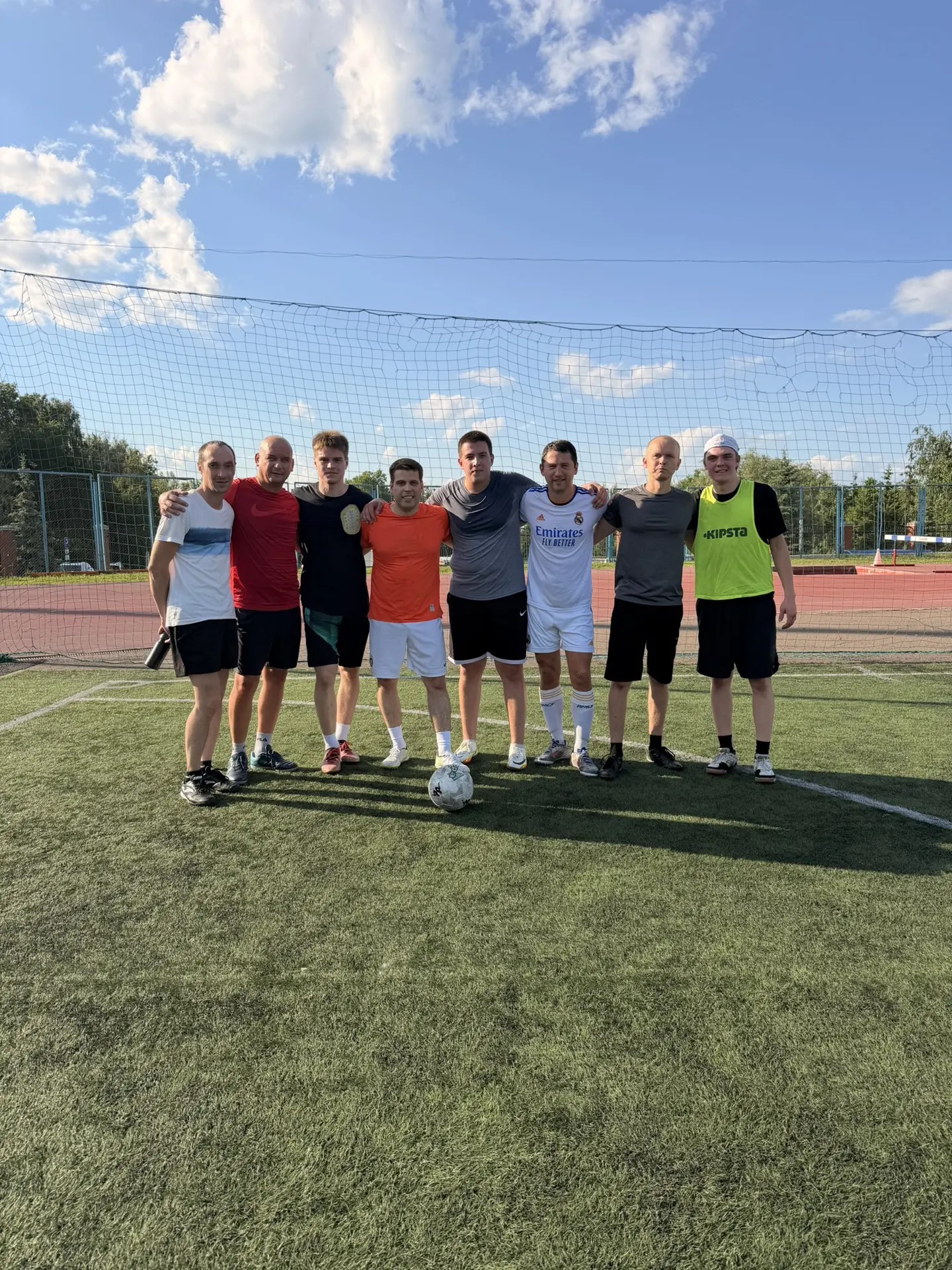 Игра с участием коллектива компании